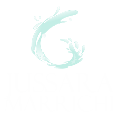 logomarca_jussara_marrichi_branca